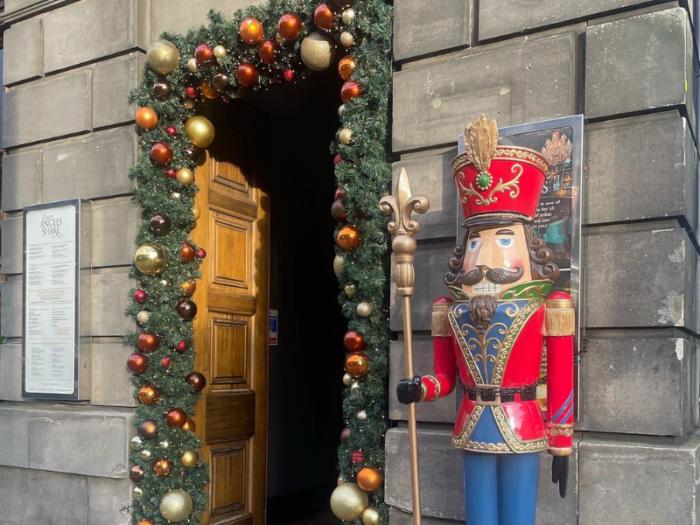 30/11/25 - Edinburgh Christmas Markets - Image 3